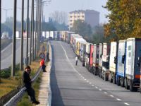 TIR kuyruğu 6 kilometreye ulaştı!